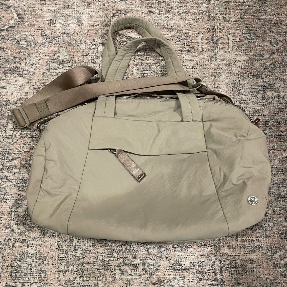 On My Level Barrel Duffle Bag 16L